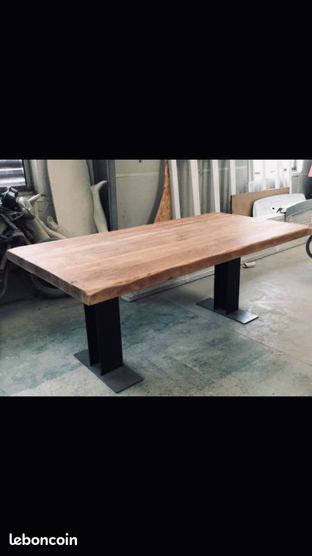 Table industrielle (image 1)
