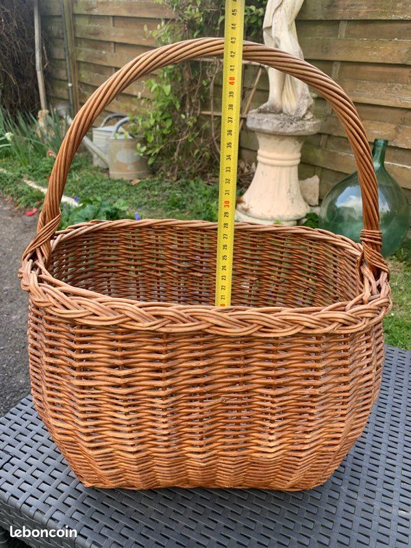 PANIER EN ROTIN avec anse vintage EUR 20,00 - FR