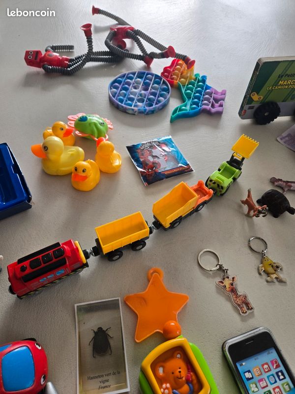 🧸🎲 Lot de jouets enfant – divers jeux & figurines (image 11)