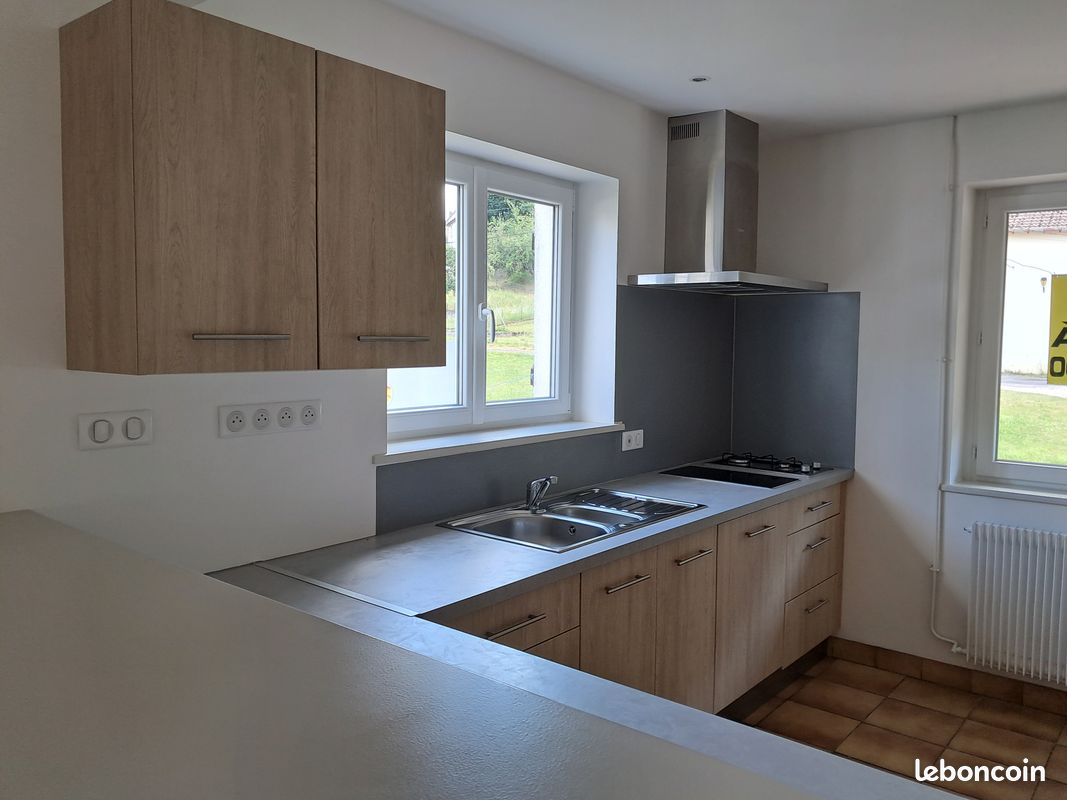 Maison 3 pièces 82 m² · à Bruyères · 82 m² · 695 €/mois