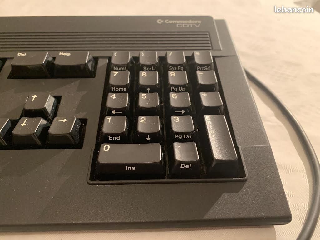 Clavier Commodore Amiga CDTV (image 4)