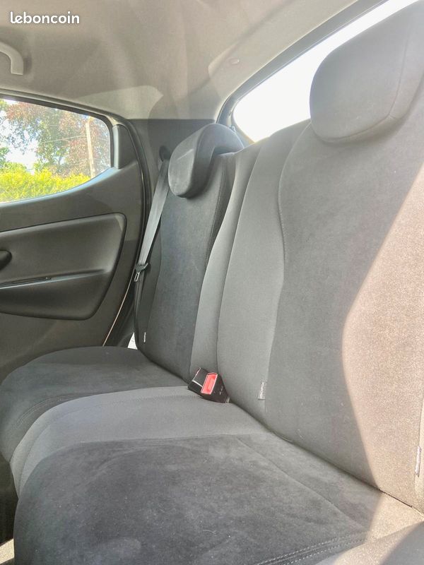Lancia ypsilon 0.9 chaine de distri 76022 kms garantie 48 mois possible (image 7)