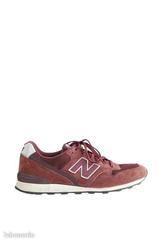 Baskets en cuir bordeaux New Balance Chaussures
