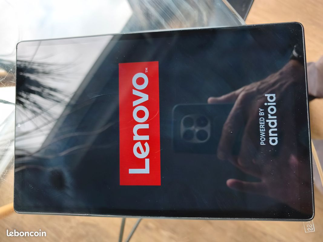 Tablette Lenovo m10 (image 2)