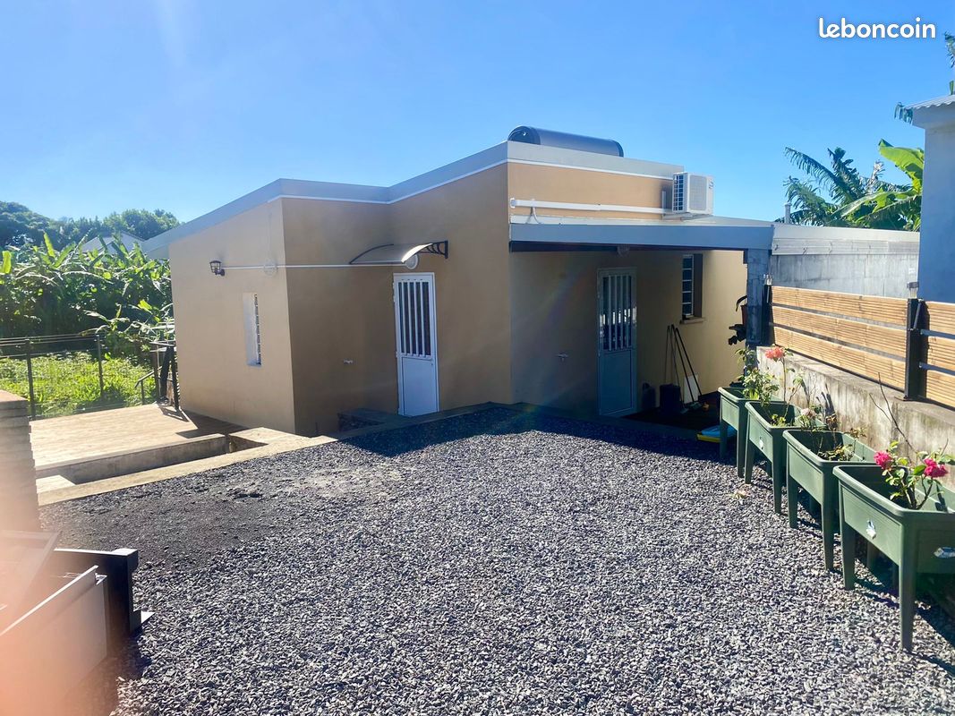 Maison 3 pièces 60 m² · à Saint-Benoît · 60 m² · 880 €/mois