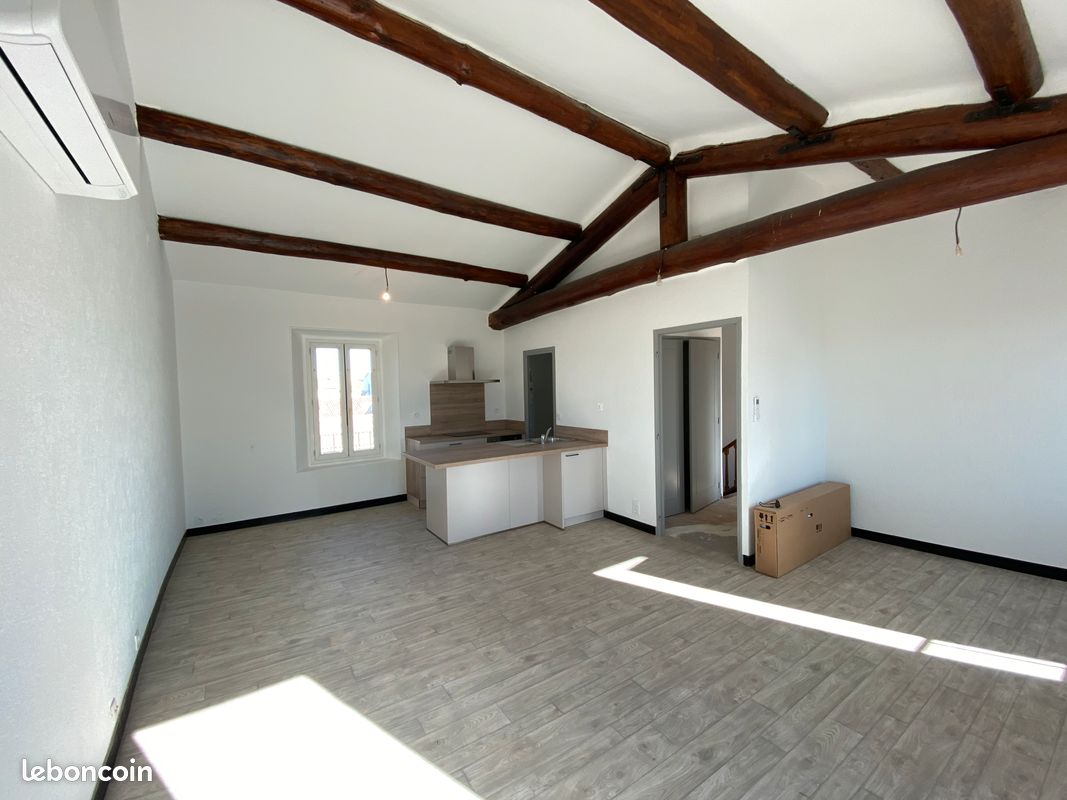 Appartement 5 pièces 81 m² · à Carpentras · 80,7 m² · 720 €