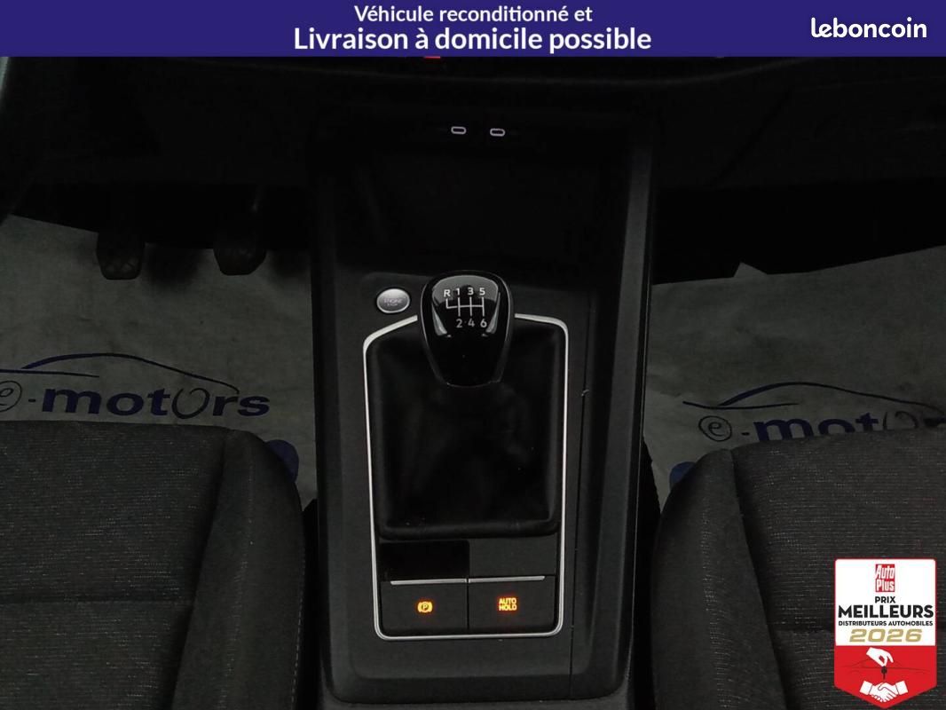 Volkswagen Golf TDI SCR 115 Life (image 18)