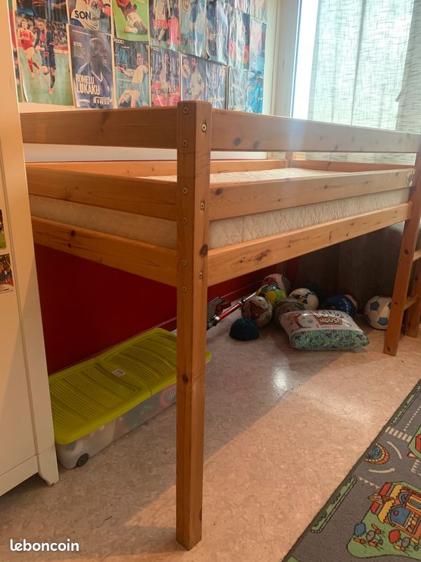 Lit surélevé + matelas (image 1)