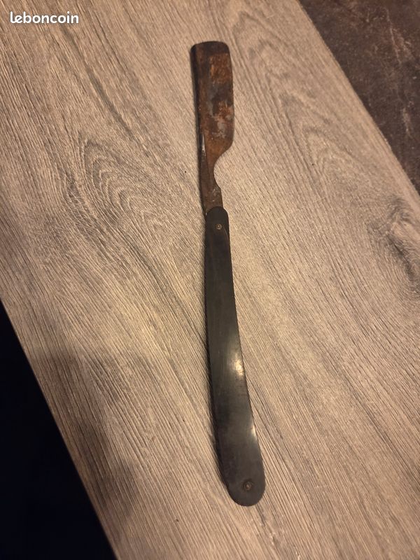 ANCIEN RASOIR COUPE CHOUX, BIEDERMEIER, SOLINGEN, ALLEMAGNE. - Rasage et manucure (14285223