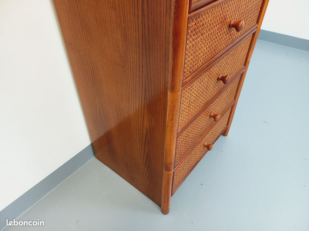 Commode chiffonnier semainier vintage en rotin, bois et cannage des années 70 (image 6)