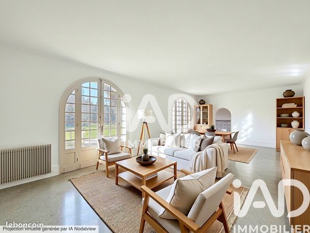 Villa 8 pièces 305 m²