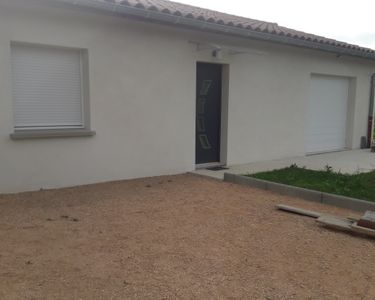 Loue maison 900