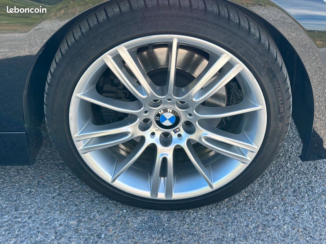 BMW 330i pack m E91 Touring LCI Phase 2 330 i Pack M propulsion / Toit panoramique / GPS Professional / Sièges électriques cuir / Xénon / Jantes 18” M / superbe état /Garantie 3 mois (image 11)