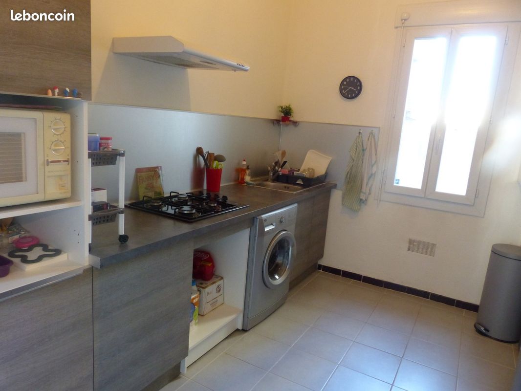 Appartement 3 pièces 64 m² · à Nîmes · 64 m² · 720 €