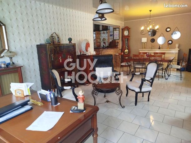 Maison 7 pièces 203 m²