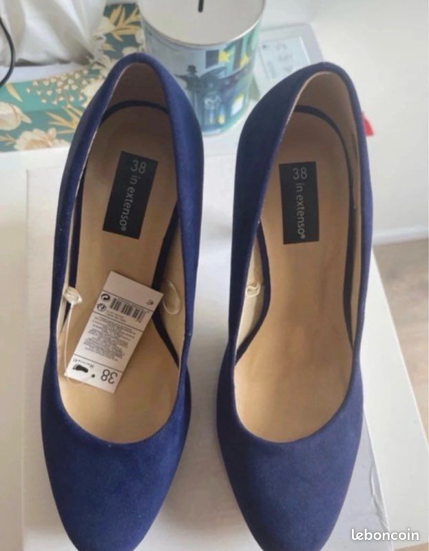 Paire de talons taille 38 (image 2)