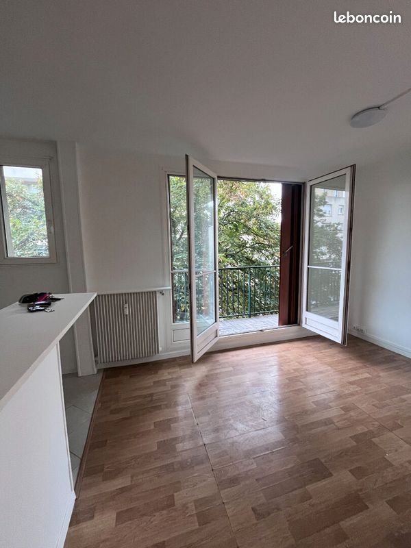 Appartement 1 pièce 28 m² · à Bondy · 28 m² · 900 €/mois