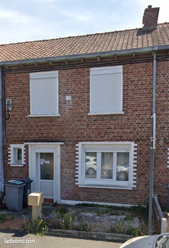 Maison 4 pièces 98 m² · à Faches-Thumesnil · 98 m² · 17 500 €