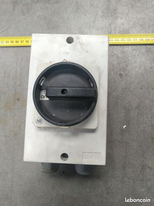 Disjoncteur de chantier AB IP66 (image 1)