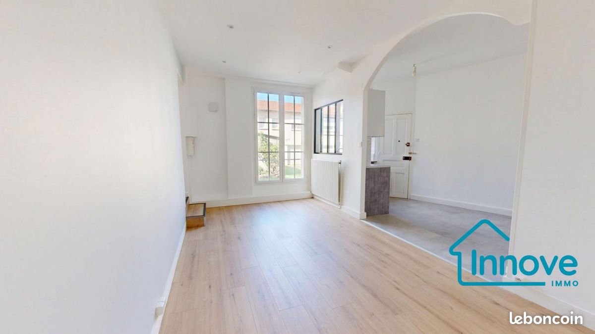 Appartement 2 pièces 44 m² · à Versailles · 44 m² · 290 000 €