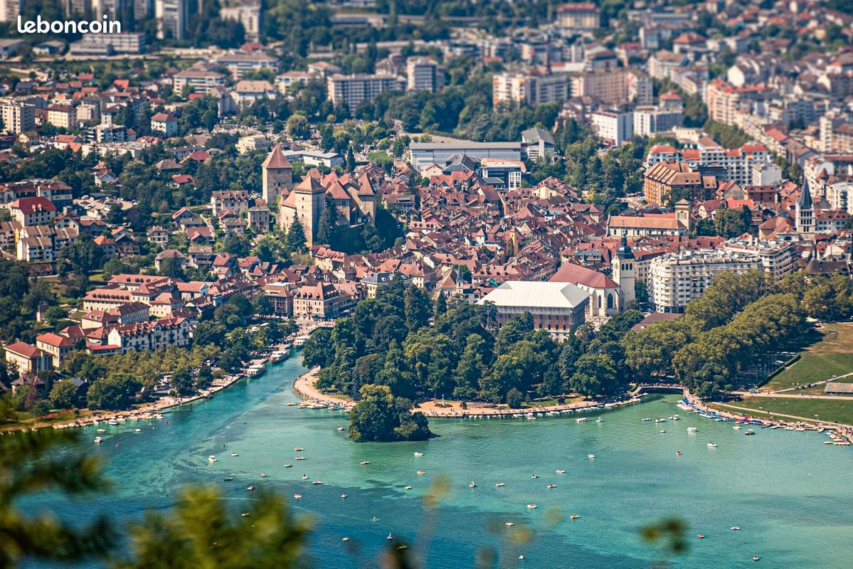 Immeuble 377 m² · à Annecy · 377 m² · 1 769 000 €