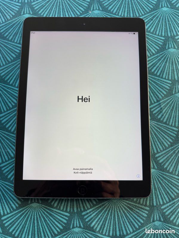 IPad Air 1 (A1474) Wi‑Fi - HS / pour pièces ou recyclage - iCloud