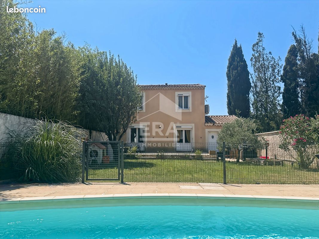Maison 4 pièces 82 m² · à Châteaurenard · 82 m² · 325 000 €