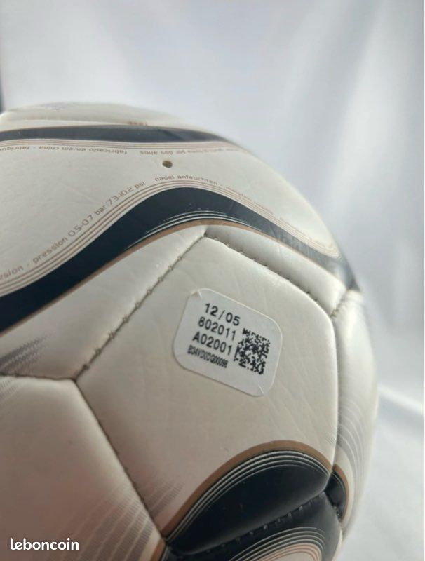ANCIEN BALLON COUPE Du Monde De Football 1990 Italie FIFA World Cup EUR 29,95 - FR