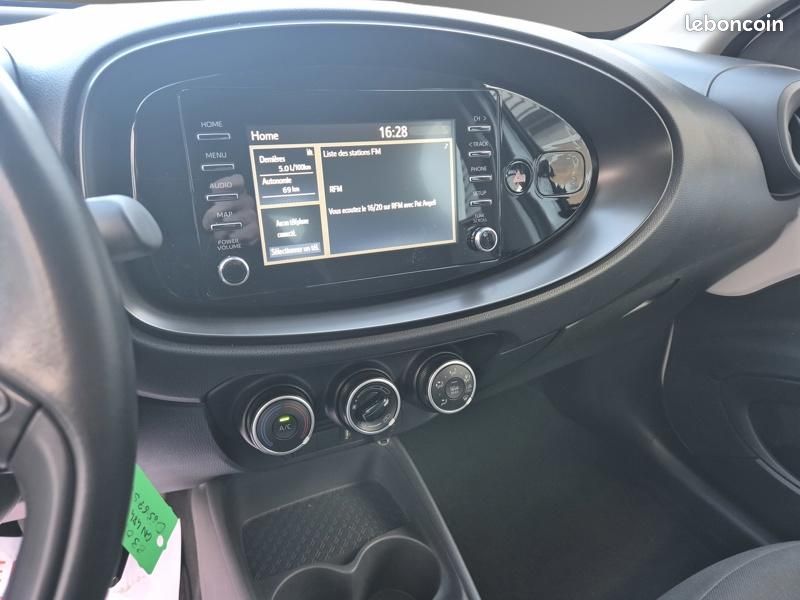Toyota aygo x 1.0 VVT-i 72 Dynamic MY23 (image 14)