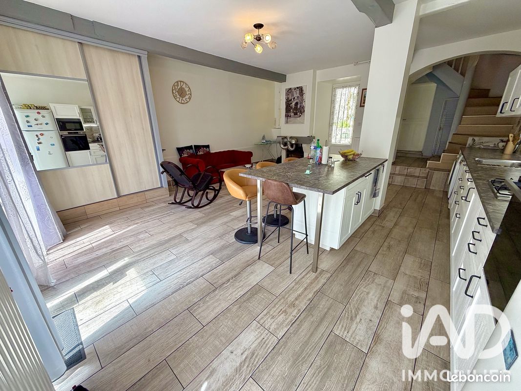 Maison 8 pièces 145 m² · à Le Blanc · 145 m² · 139 900 €