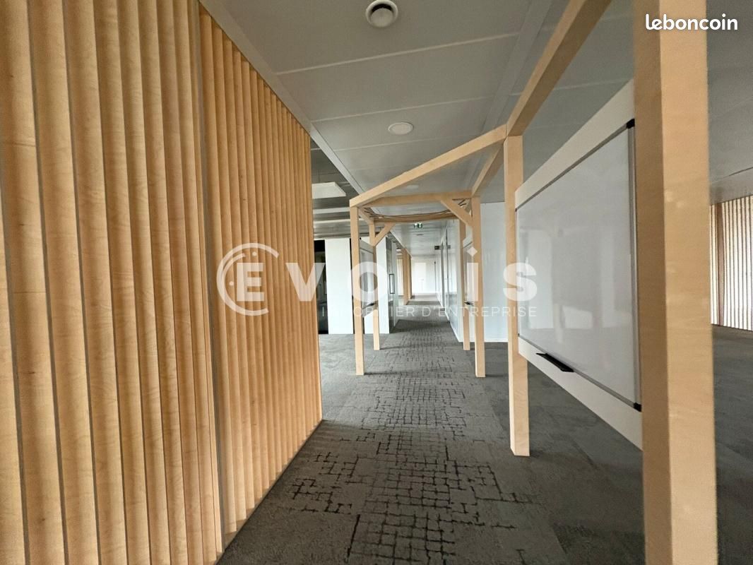 Bureaux 446 m² (image 20)