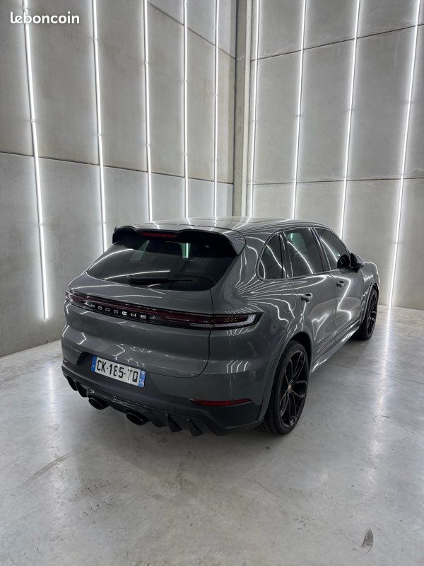 Porsche Cayenne. 2012–2025 (image 2)