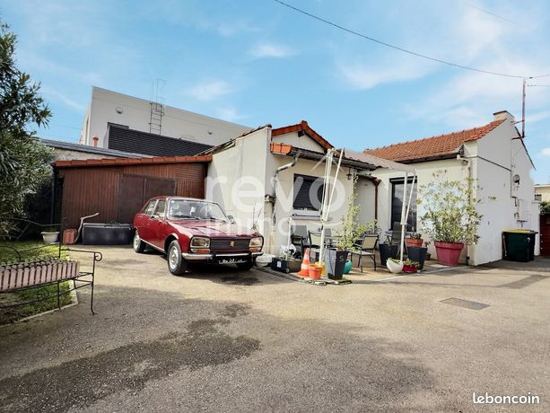 Maison 7 pièces 226 m² — 6