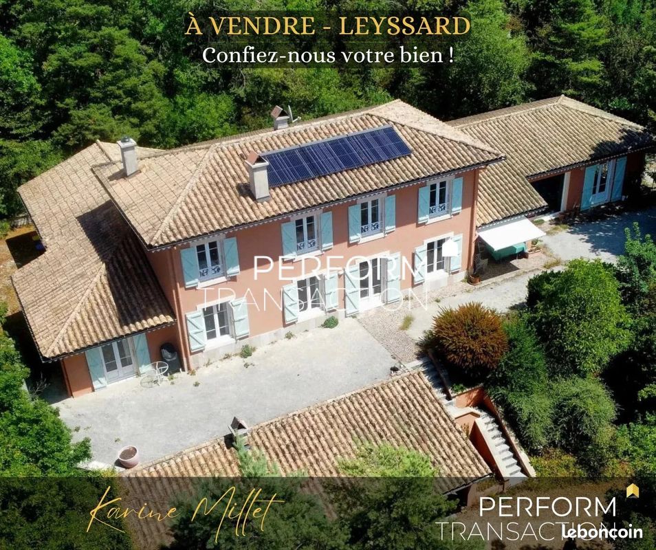 Maison 7 pièces 250 m² · à Leyssard · 250 m² · 690 000 €
