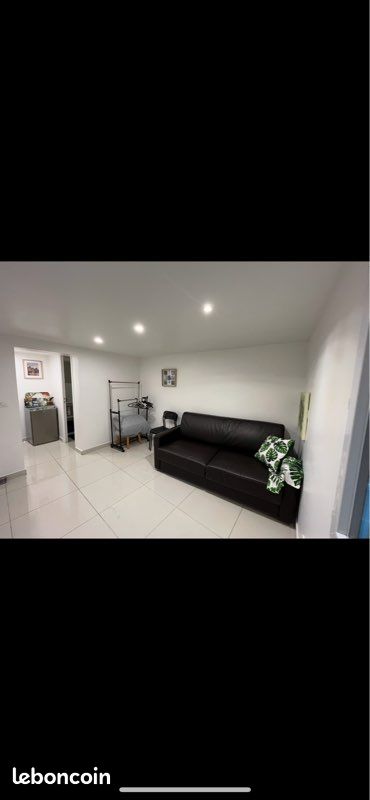 Appartement 1 pièce 16 m² · à Villejuif · 16 m² · 800 €/mois
