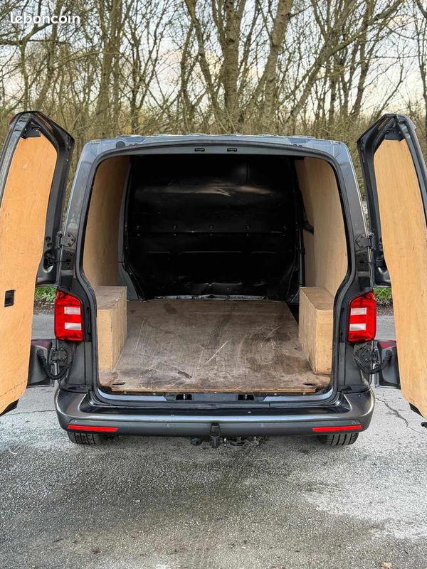 VOLKSWAGEN TRANSPORTER 6.1 2.0 BiTDI 204 FGN TOLE 4 MOTIONS DSG7 BUSINESS LINE L2H1 (image 19)