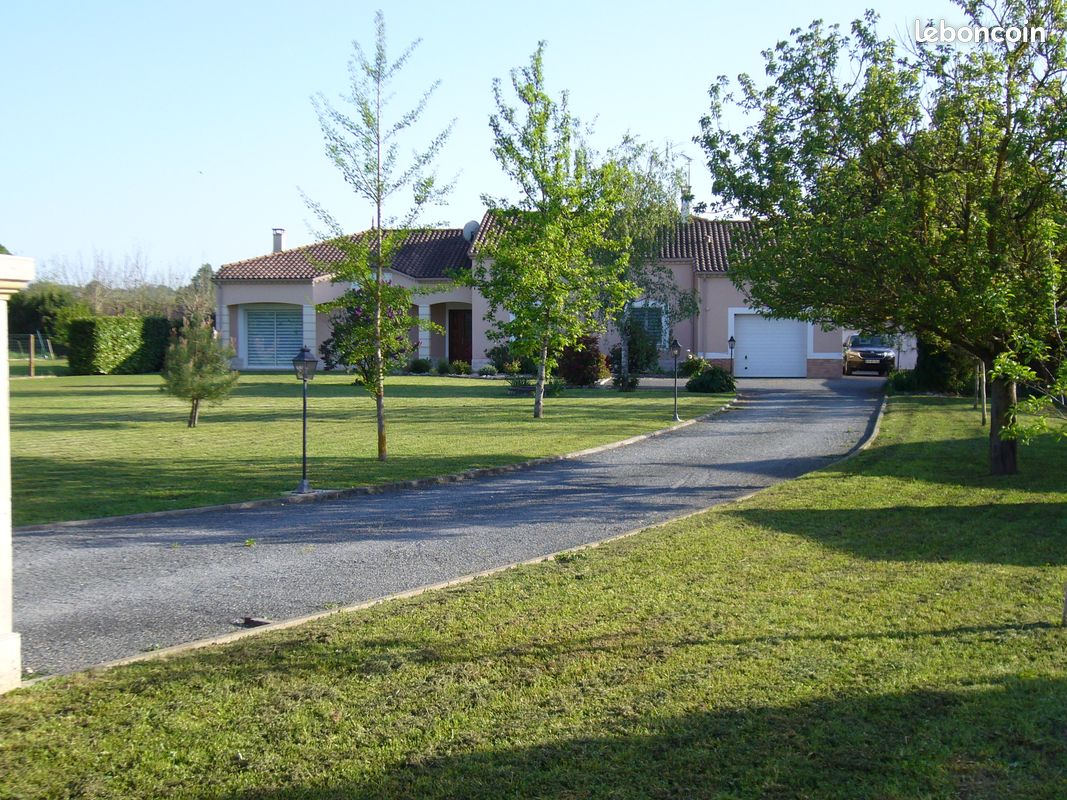 Maison 7 pièces 180 m² · à Sainte-Livrade-sur-Lot · 180 m² · 375 000 €