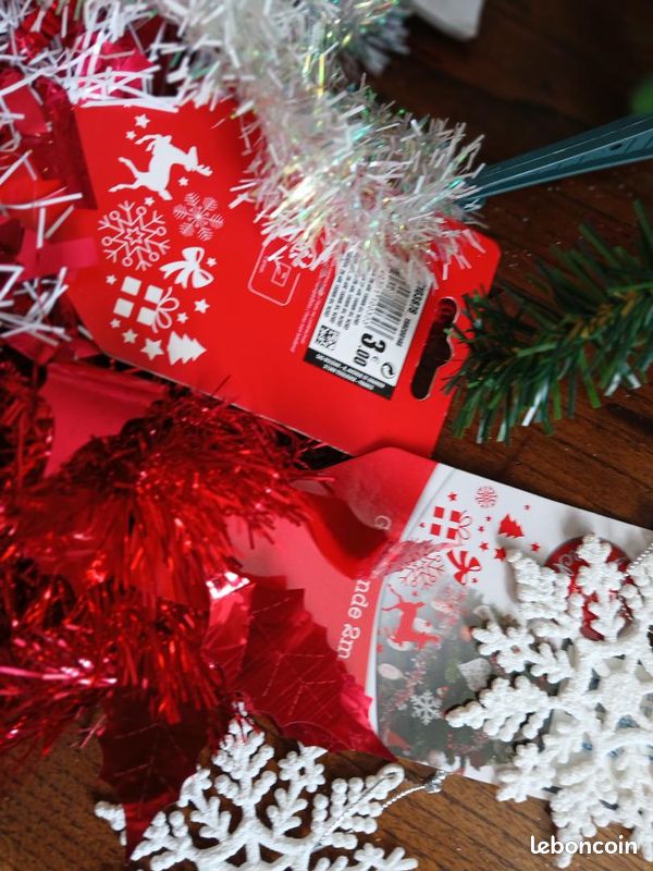 Sapin + decorations de noel rouge / blanc (image 2)