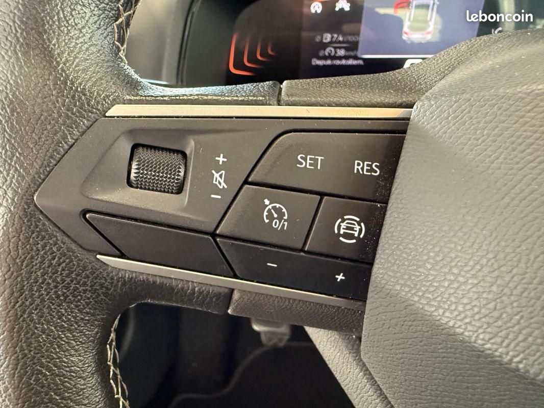 Seat Arona 1.0 TSI 110 ch Start/Stop BVM6 Copa (image 7)