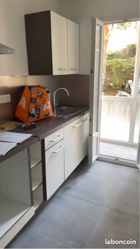 Appartement 3 pièces 55 m² · à Marseille · 55 m² · 990 €