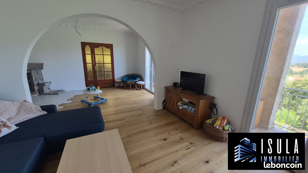 Maison 6 pièces 205 m² · à Peri · 205 m² · 465 000 €