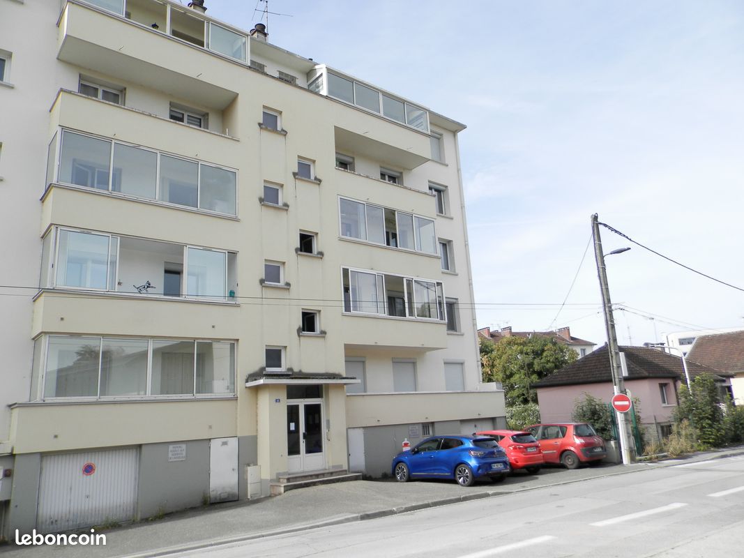 Appartement 4 pièces 76 m² · à Lons-le-Saunier · 76 m² · 148 000 €
