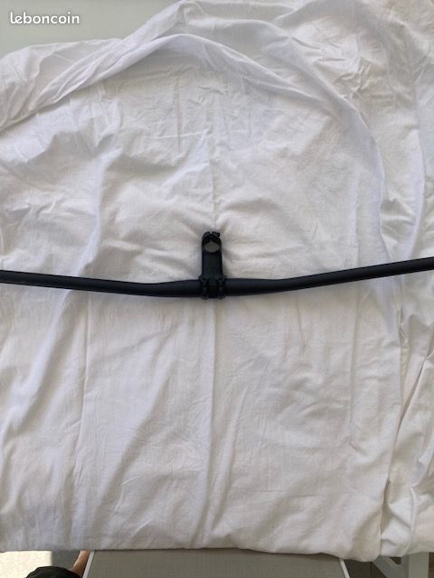 Cintre et potence vtt presque neufs Équipements vélos