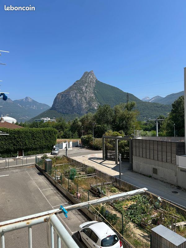 Appartement 4 pièces 63 m² · à Fontaine · 63 m² · 117 000 €