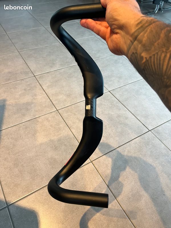 Vend cintre LOOK carbone piste (image 2)