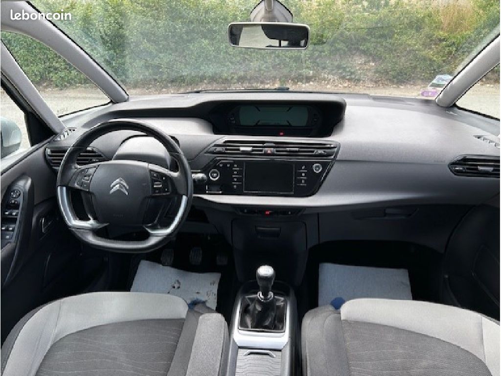 Citroën C4 Picasso PureTech 110 SetS Attraction (image 7)