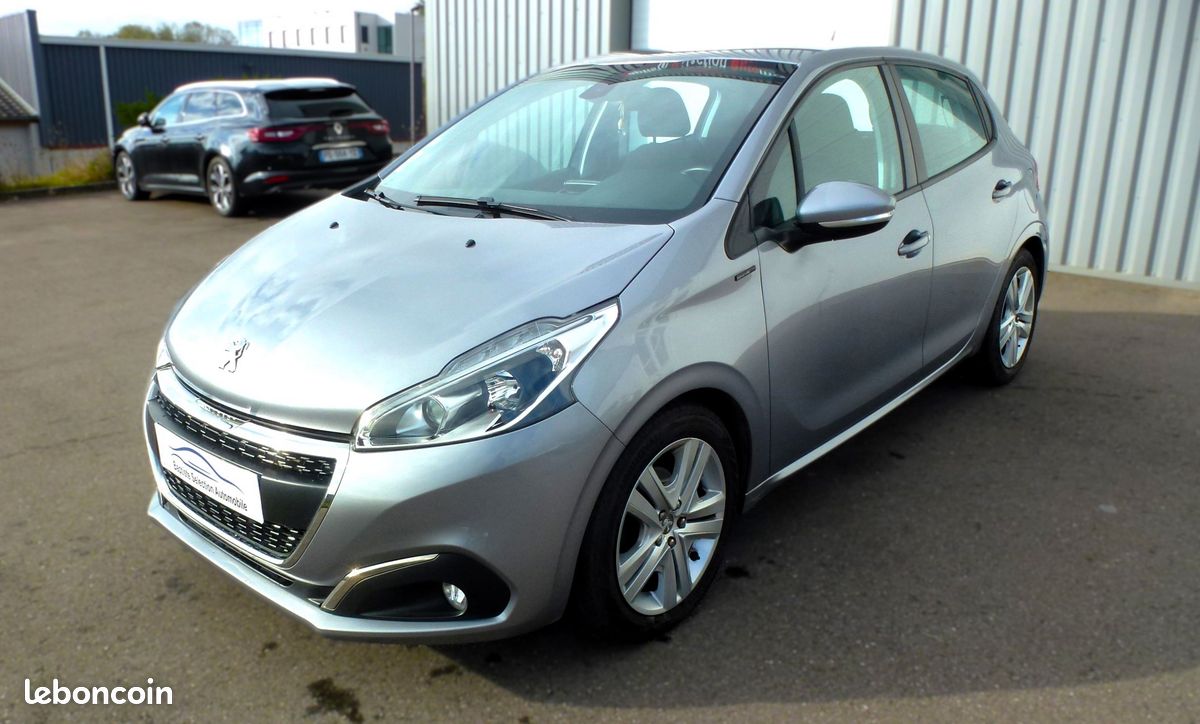 PEUGEOT 208 1.5 BlueHDi 100ch E6.c Signature 5p GARANTIE 12 MOIS (image 1)