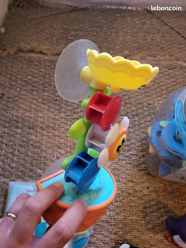 Lot jouets pour le bain (image 6)