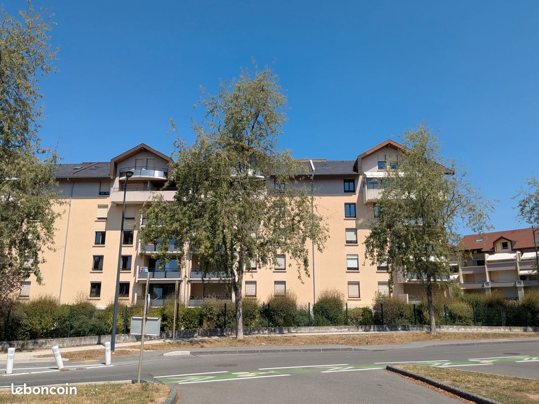 Appartement 4 pièces 126 m² · à Saint-Julien-en-Genevois · 126 m² · 2 410 €/mois