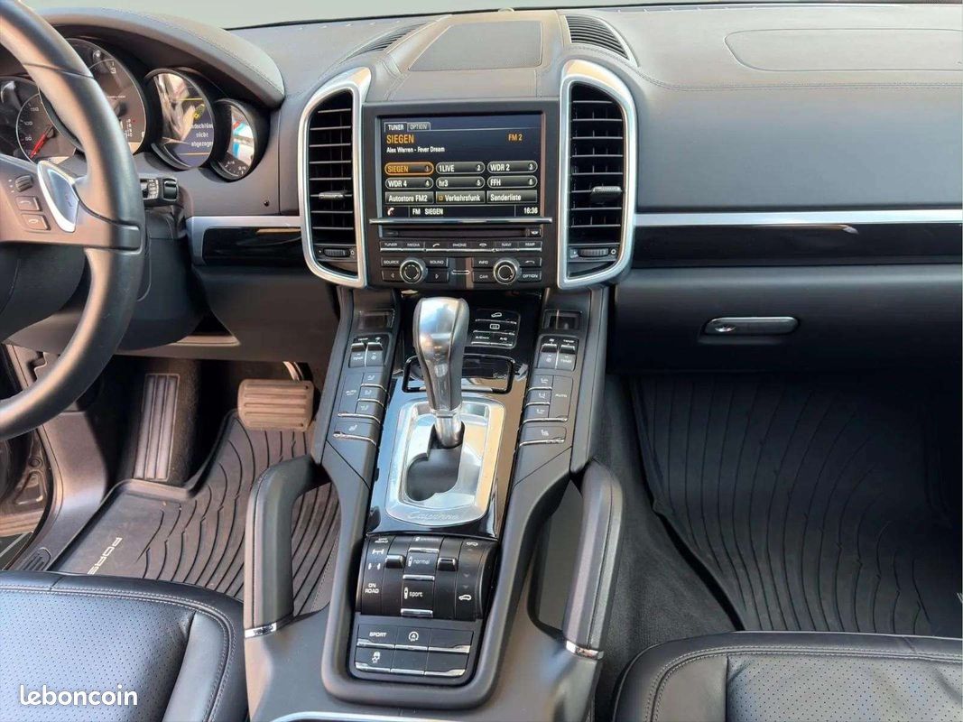 Porsche CAYENNE Porsche Cayenne * Diesel * Suspensions Pneumatiques * Toit Ouvrant * Bose * Caméra * PDLS (image 9)